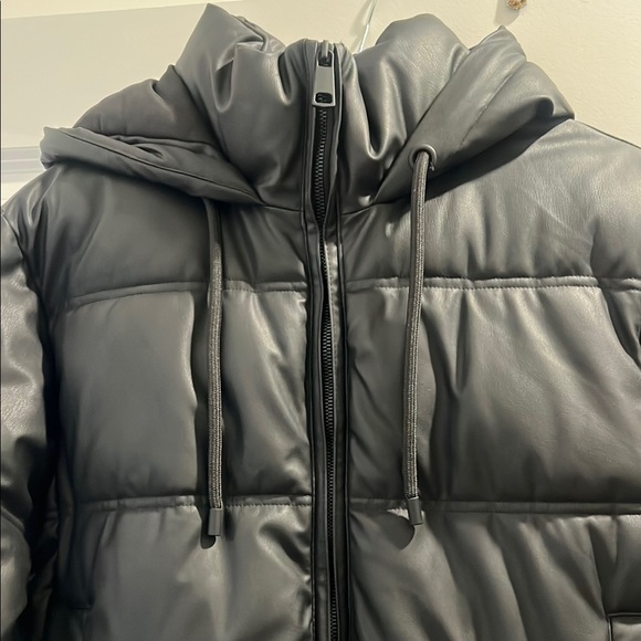 Zara Jacket Water and Wind Protection Short Quilted Black Puffer Coat with Hood - Picture 4 of 11